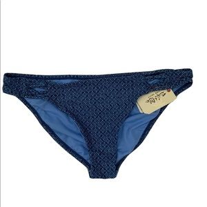 Salt Life Live Salty Bikini Bottom Bay Blue 
Size XL New With Tags